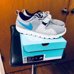 Nike Trainerendor Size 11. Boxed and ready to go! Negotiatible